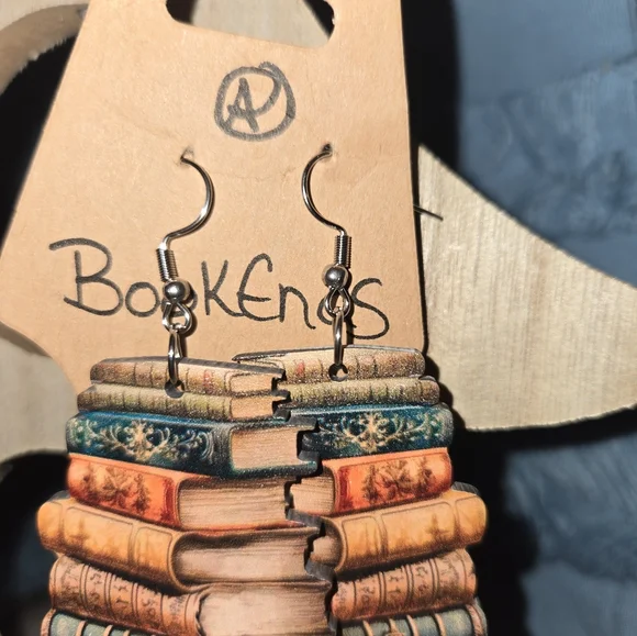 Earing - Picture 11 of 13